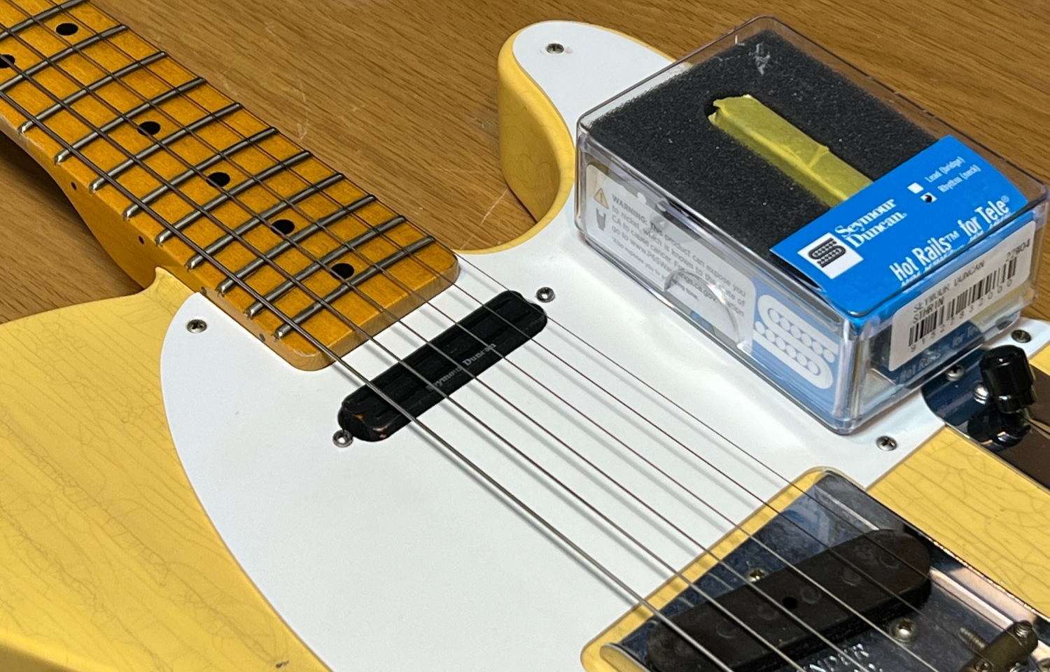 STHR-1nを取り付けた様子（アップ）。普通のシングルコイルっぽい雰囲気。