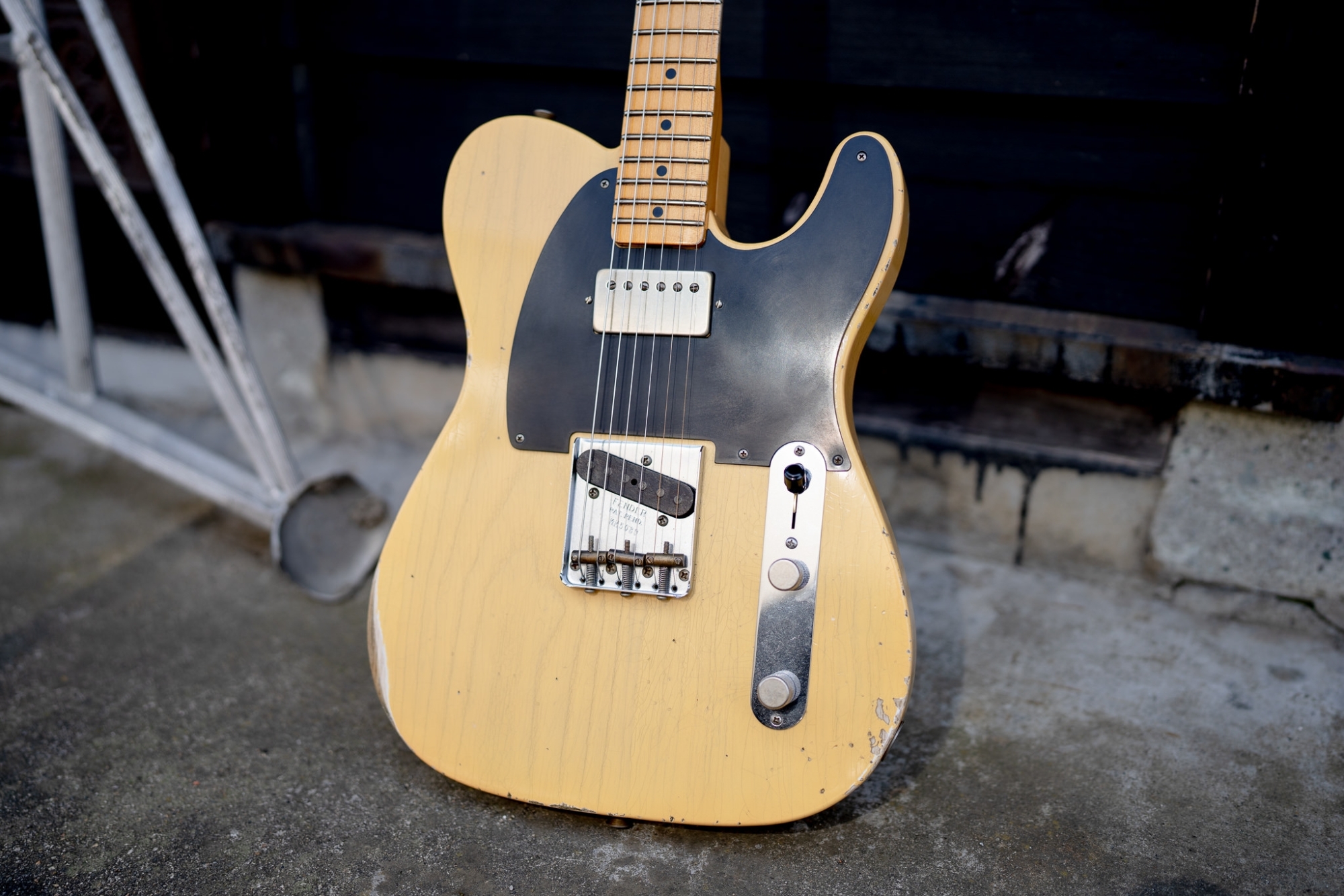 ハムバッカーに交換したテレキャス