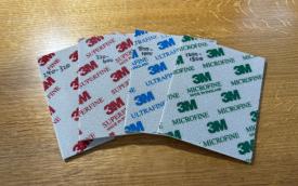 加工が甘いピックはサンドペーパーで削ると音が変わって弾きやすくなる